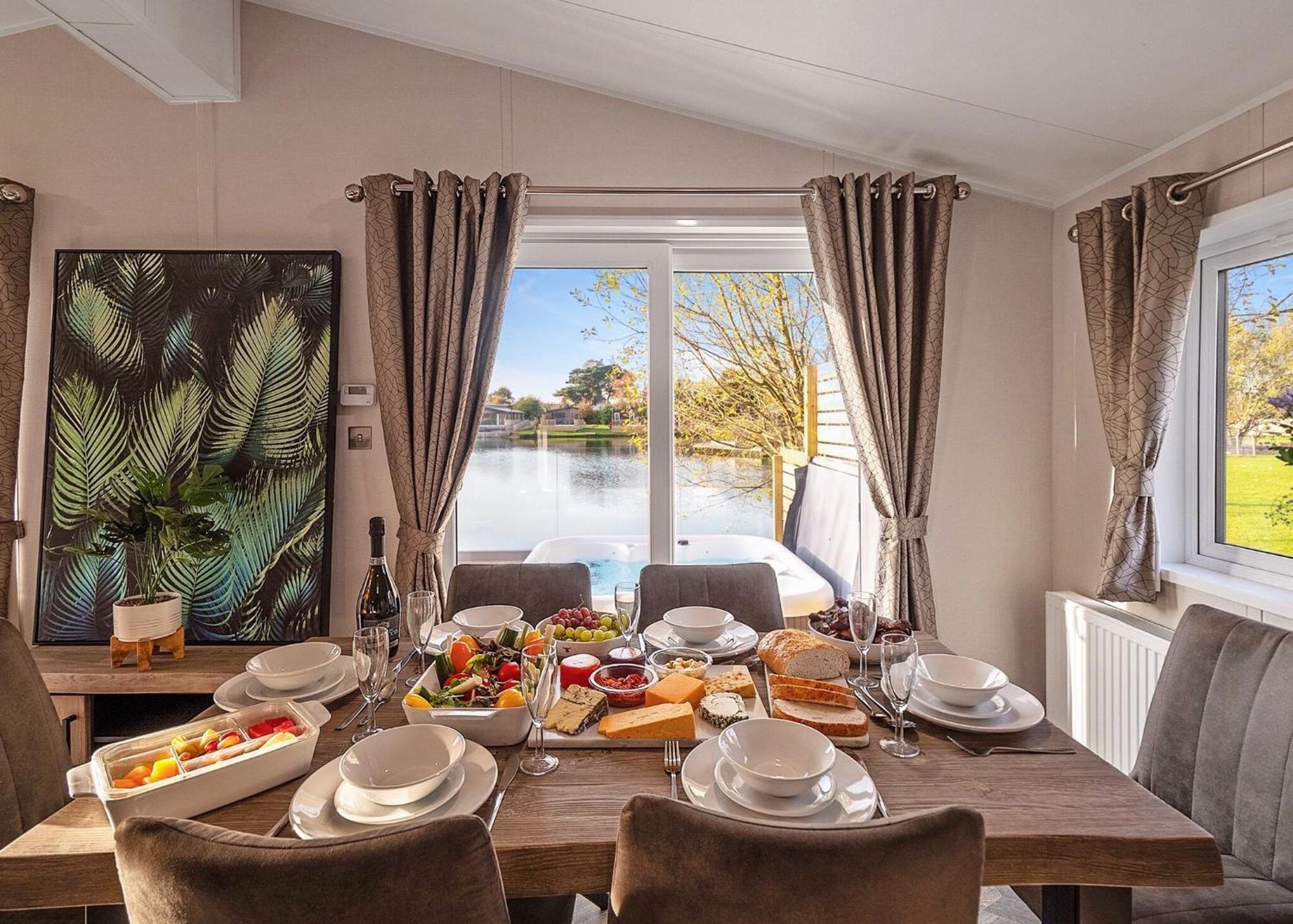Отель Noahs Retreat Laceby Номер фото